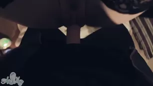 Шлюшка с тату Ashe_Maree сосет пенис и трахается