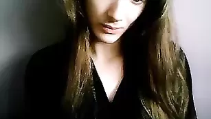 Озорная стерлядь Vanessadream общается во фри чате