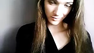Озорная стерлядь Vanessadream общается во фри чате