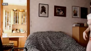 Грудастая кобыла panda_chan показывает свои прелести