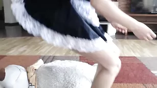 Великолепная шалава Bubblekush7 яро трахает пизду