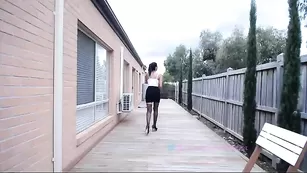 Пикантная шваль Livecleo теребит киску