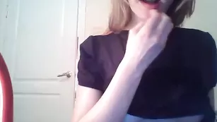 Шальная баба Amfetanim разделась и занялась похотью