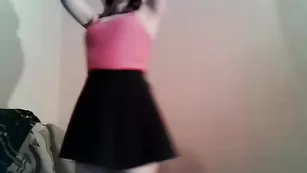 Замечательная девушка Matildaxxx ласкает мокрую вагину