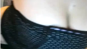 Грудастая кобыла melany смачно глотает фаллос