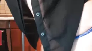 Обалденная телочка Evvygold показывает шикарное тело