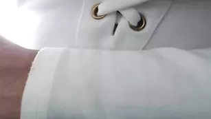 Прелестная шлендра Camsexshop ласкает бритую пизду