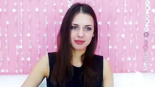 Милая цыпочка Lusciouslilux сочно теребит анус