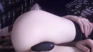 Шальная стерва Wax_simulacra смачно теребит вагину