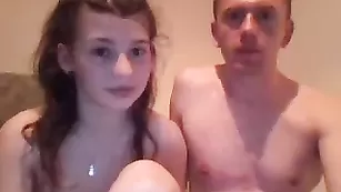 Знойная парочка Zorisa занимается сексом