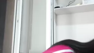 Пикантные самки Lilemma показывают сочные груди