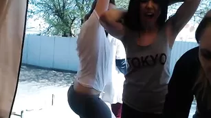 Замечательные стервы Lettali ласкают сиськи на улице