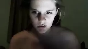 Ажурная пассия Coventina теребит вагинальное отверстие