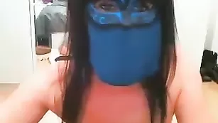 Похотливая дама Sensuelle08 засадила пробку в анус