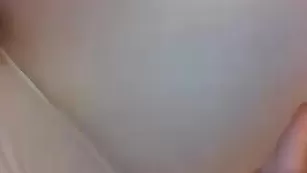 Похотливая сучка Bodnotfac танцует стриптиз