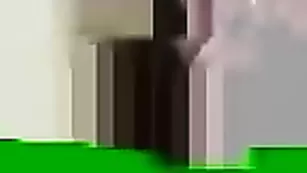 Захватывающая крошка Katiecutie5 дрочит член
