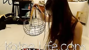 Роскошная дамочка Katee Life показывает красивые сиськи