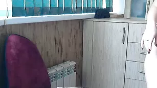 Симпатичная баба Siskihhhhhhh дрочит оба отверстия