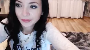 Изысканная сучка Allyson_taylor нежно дрочит пизду