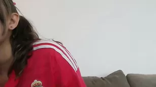 Сексуальная фанатка Annietaylor_cb показывает бритую пизду