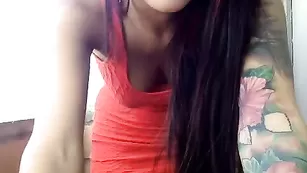 Знойная краля Fallenstar77 снимает короткое платье