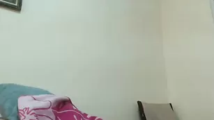 Грудастая толстушка Farraday ласкает свои прелести