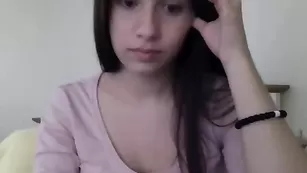 Пойман интернет маньяк! Парень взламывал телефоны девушек и подглядывал за ними через камеру смартфона