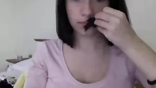 Пойман интернет маньяк! Парень взламывал телефоны девушек и подглядывал за ними через камеру смартфона