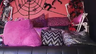 Жаркая пассия Dayaanna общается во фри чате