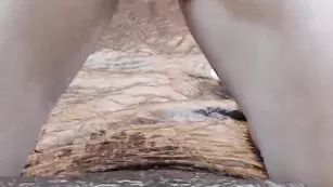 Нежная цыпочка Bustyyblondee теребит вагину фаллосом