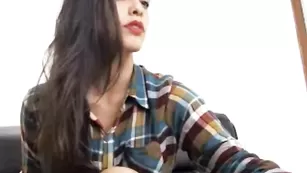 Прелестная сучка chrisandsarahhh трахается с кавалером