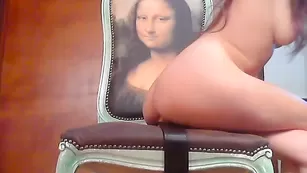 Изысканная чертовка Elisadeathnaked скачет на секс игрушке