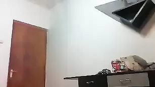 Пошлая дамочка Taniapassion развлекается в привате