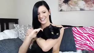 Изысканная кобыла с тату Misspaigex0 показывает прелести