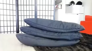 Милая брюнеточка Chroniclove демонстрирует нижнее белье