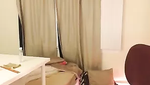 Озорная шлюха Bellabrookz общается во фри чате