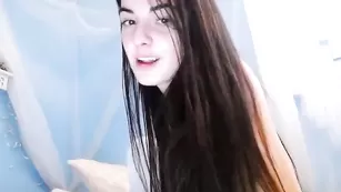 Шальная пассия Kristennn эротично раздевается