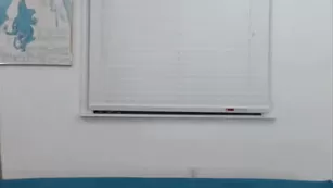 Молодая курва cookinbaconnaked отсасывает и трахается