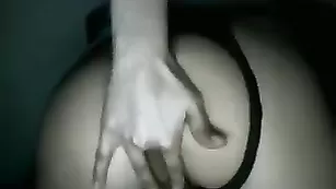 Захватывающая курва Fanttassyx соблазняет огромной задницей