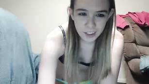 Строптивая курва Shygirl169 позирует в нижнем белье