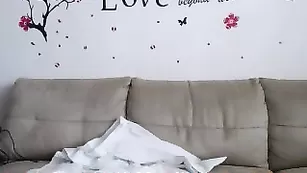 Шальная латиночка SexySweetNiko ебется пизду самотыком