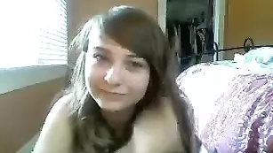 Озорная малышка Afinedayforbananafish общается во фри чате