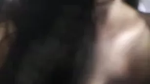 Обаятельная барышня Dayaanna показывает крупные сиськи