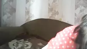 Смазливая Maryandmary показывает пылкое тело