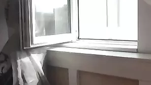 Смазливая куколка LuyzaLove возбуждает огромной попой