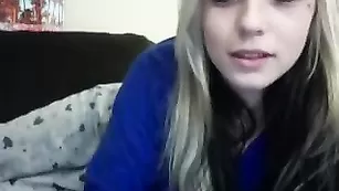 Красивая курва FetishPixie общается во фри