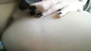 Татуированная блядь MsCheeks шалит с фаллосом