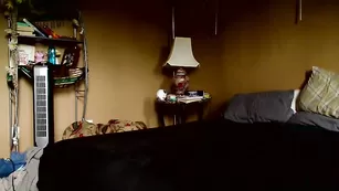 Грудастая краля TheAphrodite сосет хуй и трахается