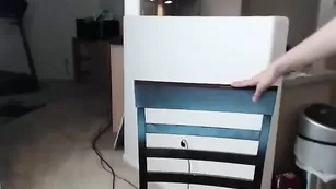 Сочная путана Jennajustice возбуждает большой попкой