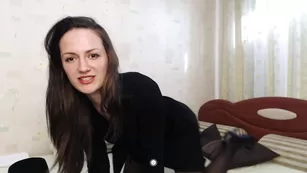 Изящная краля a1fastar танцует в чулочках